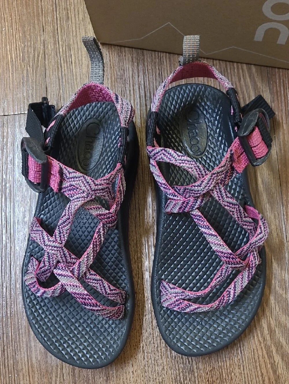 Chaco Kids Pink and Black Strappy Sandals‎